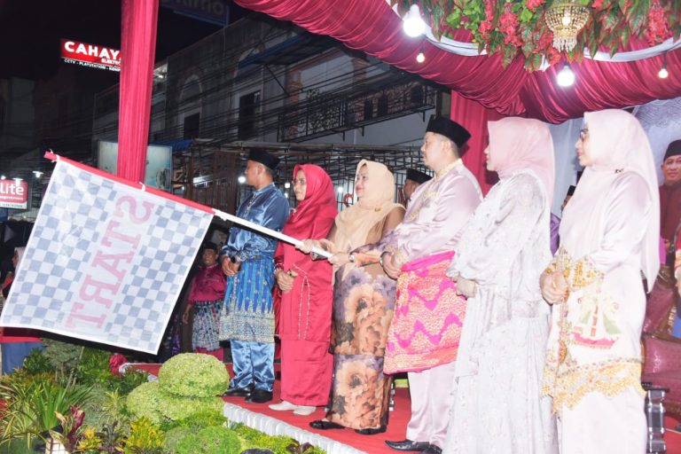 Pelepasan pawai takbir idul adha di Mandau (foto: ist)