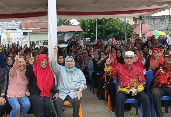 Kampanye dialogis Calon Bupati Bengkalis,Kasmarni di Kelurahan Balikalam, Mandau.(foto:ist)