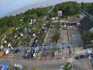 Kondisi penyeberangan Roro Bengkalis - Pakning semakin  amburadul pengelolaannya.(foto: ist)
